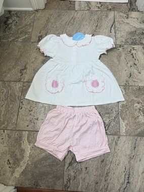 NWT Size 7 Classic Whimsy White and Pink Pumpkin Short Sleeve Top & Shorts